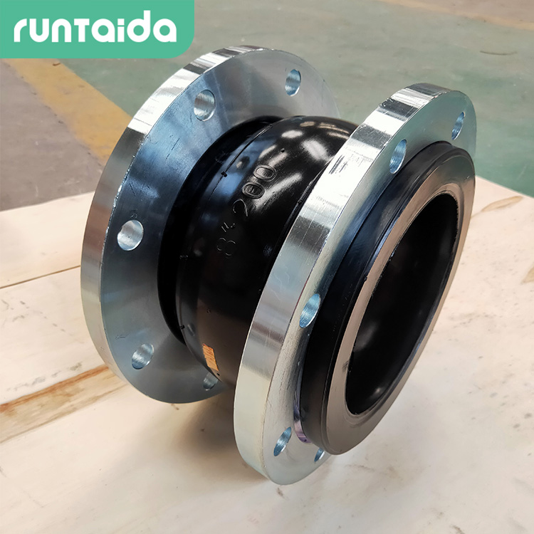 潤泰達-DN200橡膠減震接頭可（kě）曲撓橡（xiàng）膠伸縮軟接頭管道減震器